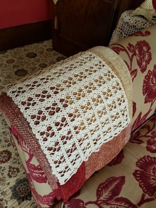 Vintage Crocheted Antimacassar Set - 4 Identical Items 3