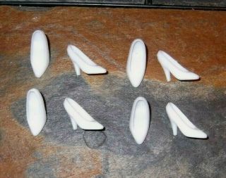 Barbie Doll Shoes K15 - 4 Pairs Of Vintage Basic White Pumps