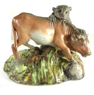 M007 Antique Porcelain Figure Group Of A Bear Attacking A Bull