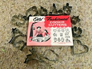 22 Vintage Antique Tin Cookie Cutters Country Kitchen Metal (B006) 3