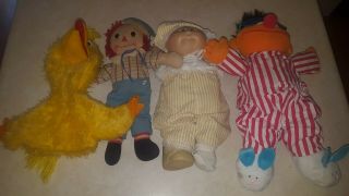 Vintage Dolls Raggedy Andy Cabbage Patch Snoring Ernie Big Bird Puppet 1970 - 80 
