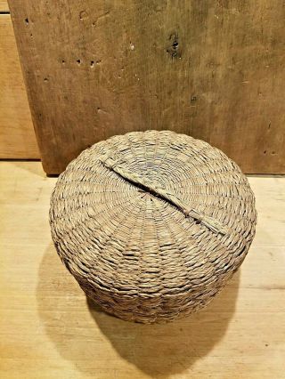 ANTIQUE SWEETGRASS SEWING BASKET WITH COVER LID BRAIDED WOVEN HANDLE 2