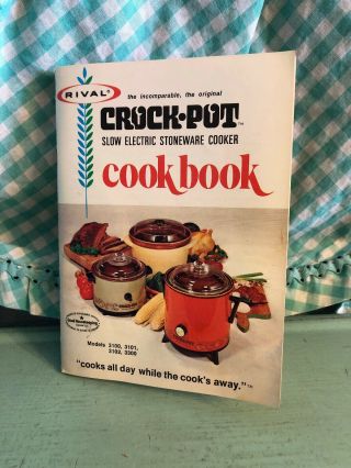 Vintage Rival Crock Pot Cookbook 1970s Recipes Models 3300 3100 3101 3102
