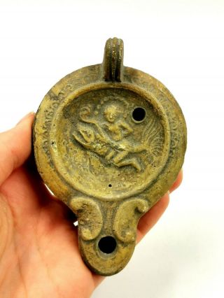 Roman Ca.  400 Ad Terracotta Oil Lamp Depicting Sea Creature - R 541