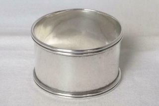 A Fine Antique Solid Sterling Silver Napkin Ring Birmingham 1918.