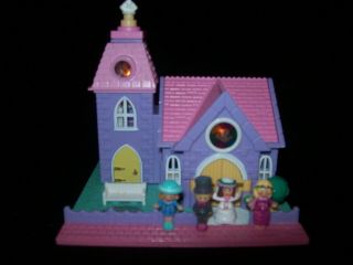 Euc 100 (fully Lights Up) Vintage Polly Pocket Light Up Wedding Chapel 1993