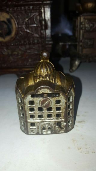 Antique Cast Iron Ac Williams Coin Bank Building Dome Roof Old
