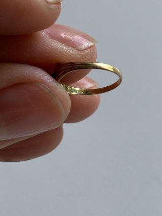Antique/Vintage 10K Yellow Gold Baby Ring with Blue Stone - 3