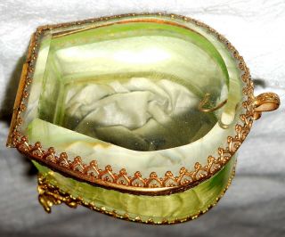 French Art Nouveau Beveled Vaseline Glass Ormulu Jewelry Ring Box C.  1900