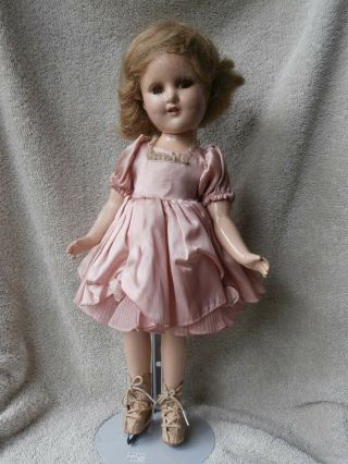 Pretty Pink Vintage Madame Alexander Sonja Henie Doll Composition Jointed 15 "