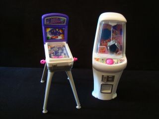 2000 Barbie Vintage Play N Prize Arcade Pinball Machine And Claw Machine