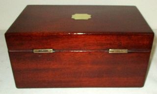 LOVELY USEFUL VICTORIAN SOLID MAHOGANY & BRASS TABLE TOP BOX with key 7