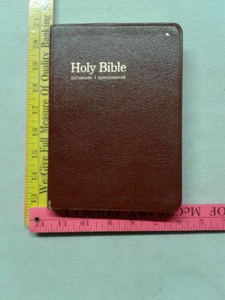Vintage Holy Bible Dictionary/concordance Red Letter Kjv & Old,  Collins