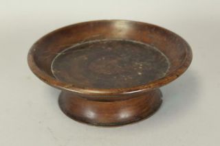 A RARE PILGRIM PERIOD 17TH C AMERICAN TURNED CENTER BOWL TAZZA IN OLD SURFACE 2