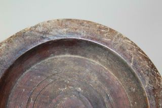 A RARE PILGRIM PERIOD 17TH C AMERICAN TURNED CENTER BOWL TAZZA IN OLD SURFACE 8