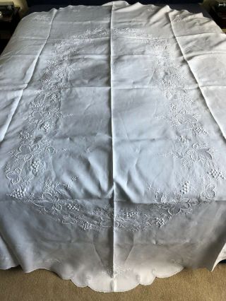 Large Oval Vintage Madeira Style Work Embroidered Linen Tablecloth & 12 Napkins