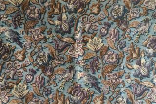 Lovely Early 20th C.  French Linen Exotic Bird And Flower Fabric (2729)