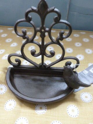 Vintage style metal iron bird bath bowl dish interior home or garden use 3