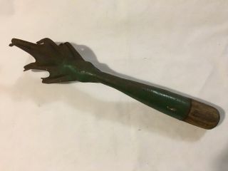 Vtg Primitive Green Painted Metal Gardening Claw Tool W/ Wood Tip
