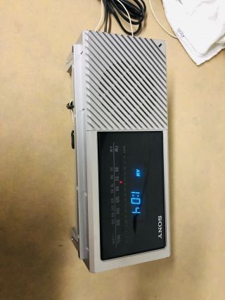 1986 Sony ICF - C16W Dream Machine Alarm Clock AM/FM Radio Snooze Bar Vintage 80s 7