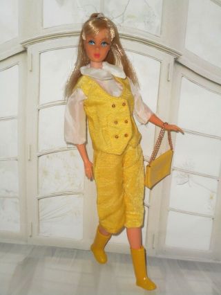 Vintage Barbie Clone Maddie Mod Htf Pineapple Float - Near Complete