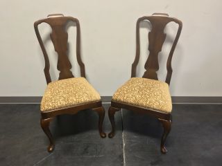 HENREDON 18th Century Portfolio Walnut Queen Anne Dining Side Chairs - Pair 2 2