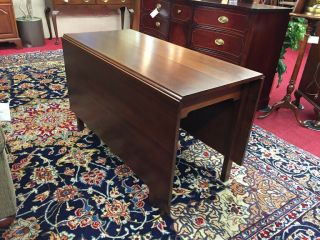 Kittinger Mahogany Drop Leaf Table - Delivery Available 2