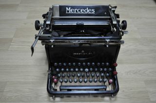 " Mercedes " Antique Typewriter Produced Around 1935year In Germany
