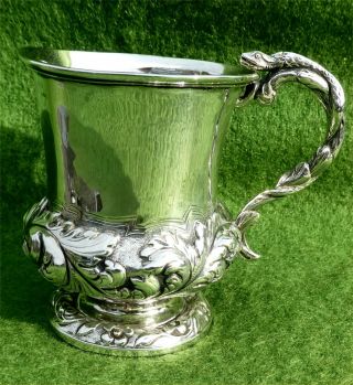 Small Decorated Silver Tankard With A Fab Snake Handle - London 1830 - 4.  21 Ozt