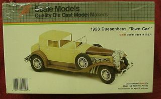 1928 Duesenberg Town Car Metal 1/18 Model Car Hubley Kit Toy Scale