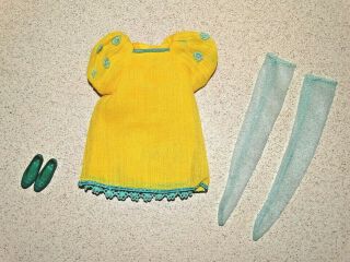 Barbie: Francie Vintage Complete Yellow Bit Outfit