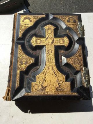 Antique Leather Family Holy Bible W L Richardson Boston Douay & Rheims 2 Clasps