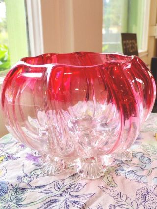 ANTIQUE BOHEMIAN ART GLASS RUBINA SQUAT ROSE BOWL PETAL FEET - 3 DAYS 2
