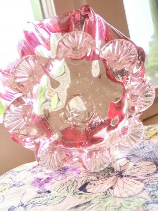 ANTIQUE BOHEMIAN ART GLASS RUBINA SQUAT ROSE BOWL PETAL FEET - 3 DAYS 5