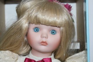 Boxed Vintage Goebel Doll Porcelain Betty Jane Carter Musical Jenny