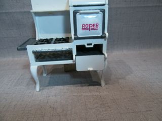 Dollhouse 1:12 Scale Vintage Roper Range Stove Item DDL7510 with Accessories 4