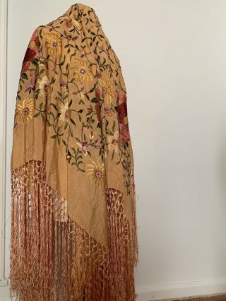 ANTIQUE FLORAL PEACH SILK HEAVILY EMBROIDERED PIANO SHAWL COLORFUL FRINGE 3