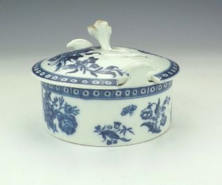 Antique First Period Worcester Porcelain - Blue & White Lidded Box - Unusual 3