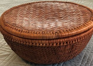 Antique And Vintage Woven Sewing Baskets With Lid,