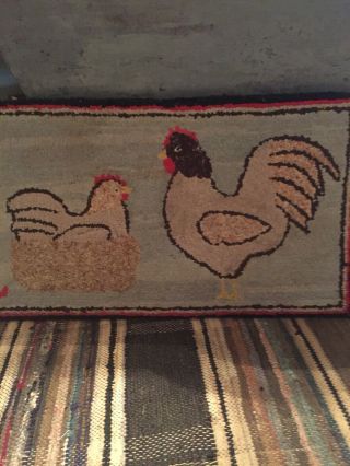 Early Hooked Rug With Chickens Aafa 5