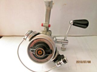 Vintage Rare Daiwa 1000C Spinning Reel (Japan) 3