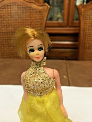 Vintage Topper Dawn Doll In GOLD GLOW SWIRL 2