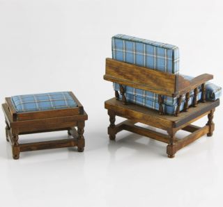 VTG Blue Upholstered Arm Chair and Ottoman Wood Dollhouse Miniature 1:12 Scale 3