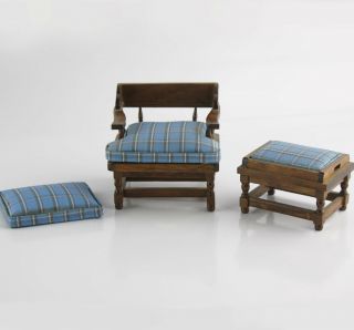 VTG Blue Upholstered Arm Chair and Ottoman Wood Dollhouse Miniature 1:12 Scale 4