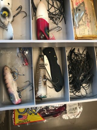 Vintage Tackle Box Full of Old Fishing Lures And Reel Fishing Tackle 7