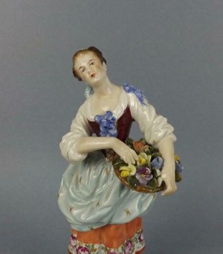 Antique Porcelain Dresden German Lady Figurine by Volkstedt 2