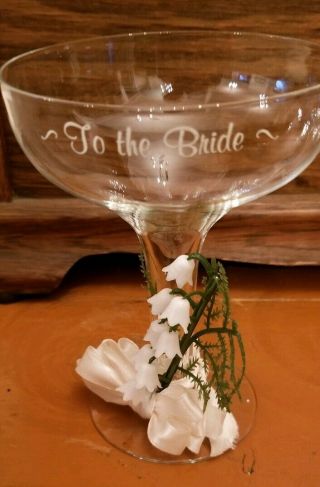 Vintage Bride Groom Wedding Toasting Champagne Glasses Lily Of The Valley 1970s 2