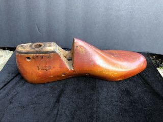 Vintage Wooden Shoe Mold 8 1/2 D Left Shoe Cabot