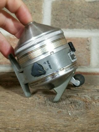 Vintage Zebco ONE CLASSIC FeatherTouch Spin Cast Reel 2