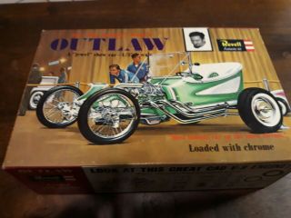 Vintage Revell Ed “big Daddy” Roth’s Outlaw Model Car Kit 1/25
